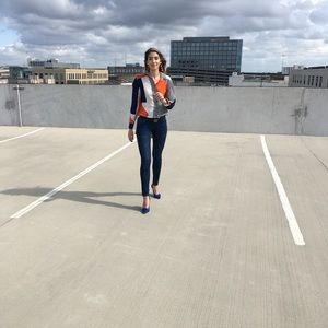 Meet your Posher, Monica